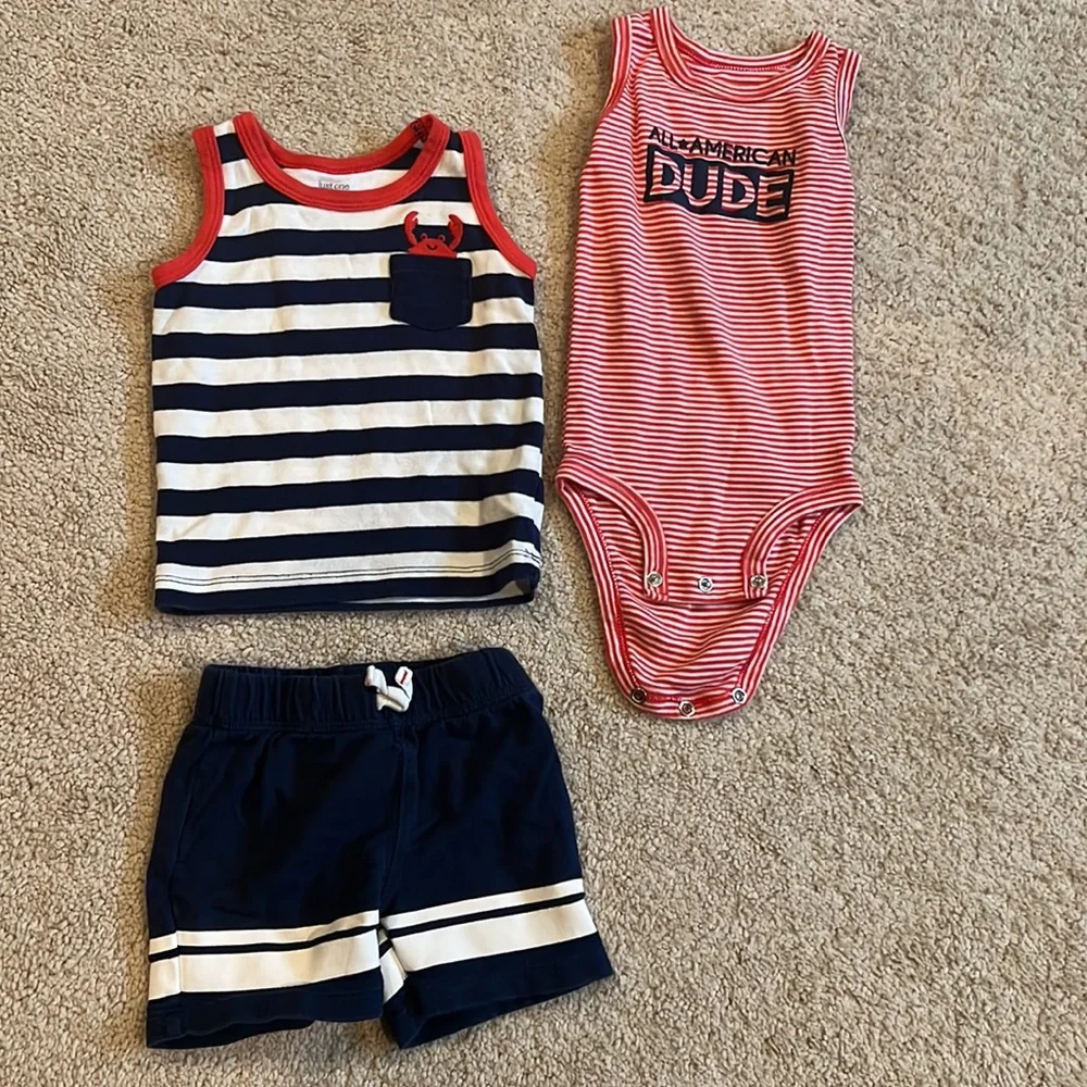 Bundle of Carter’s 12 month clothes - Picture 4 of 16